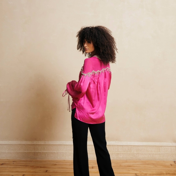 DELARA EMBELLISHED TOP - Picture 4 of 4